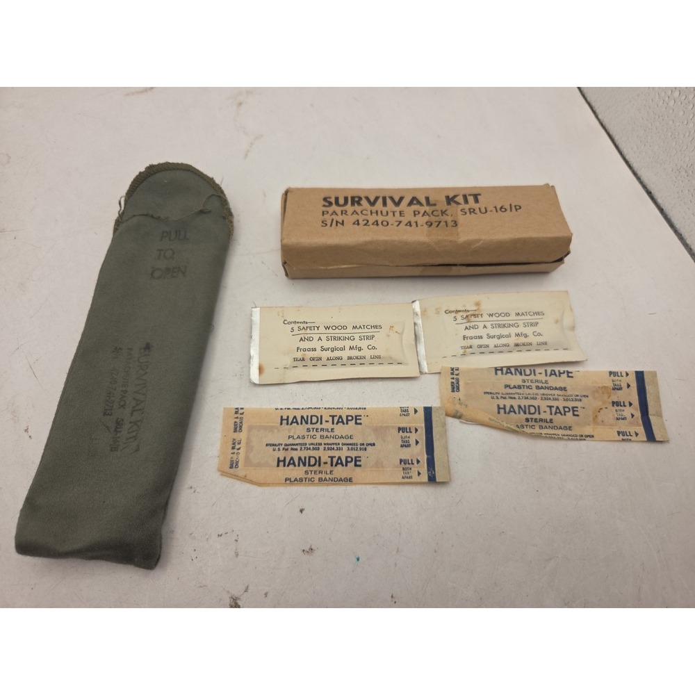 US SRU-16/P PARACHUTE SURVIVAL KIT- Incomplete - SEE DESCRIPTION - FOR PARTS B